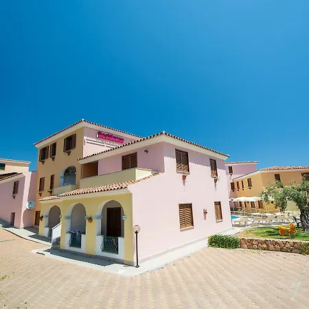 Apartment Idyllic Cala Viola Sleeps 2 *