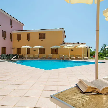 Idyllic Cala Viola Sleeps 2 * Cala Liberotto