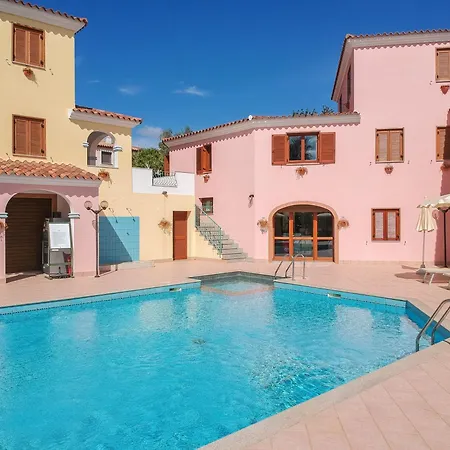 Apartment Idyllic Cala Viola Sleeps 2
