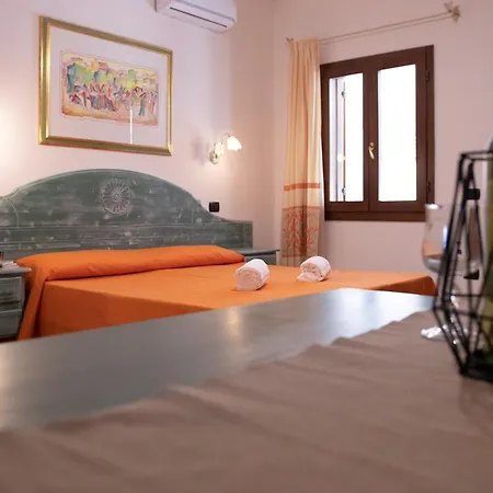 Idyllic Cala Viola Sleeps 2 *